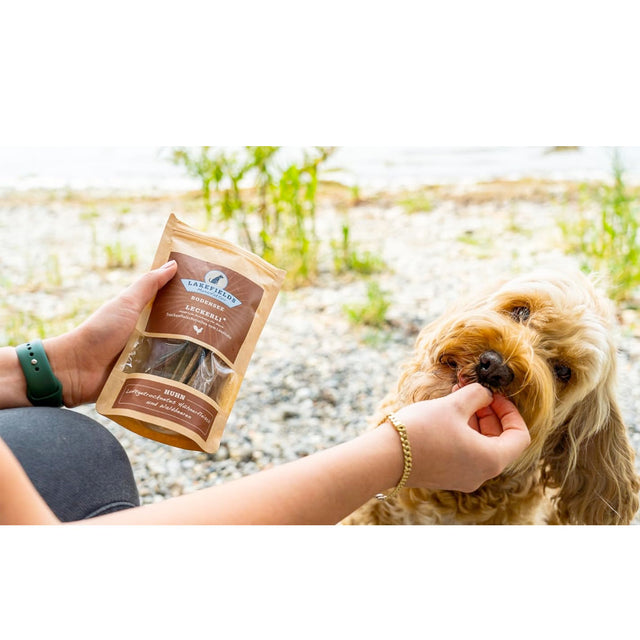 Lakefields Manufaktur Hundeleckerli Trockenfleischstreifen Huhn, 150g Fleischsnacks