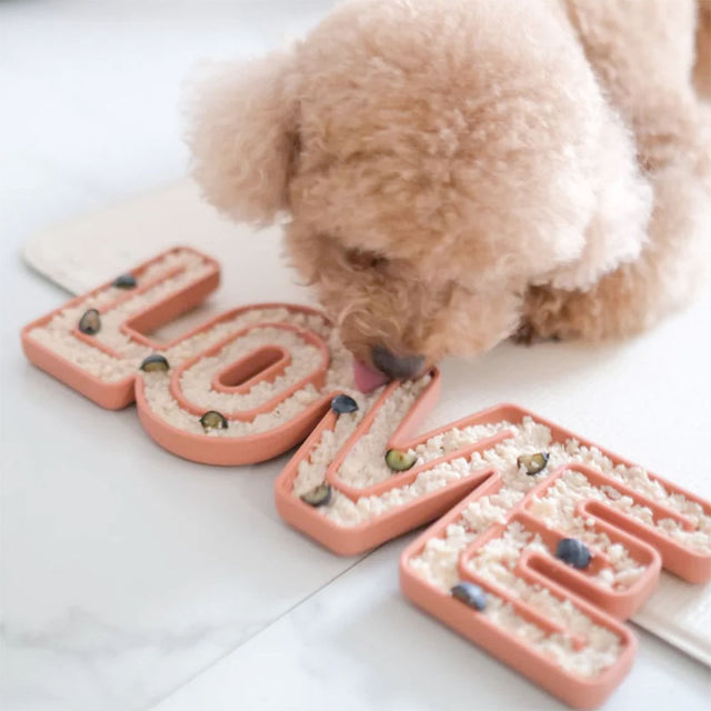 Lambwolf Collective Schleckmatte LOVE, Brick Interaktiv