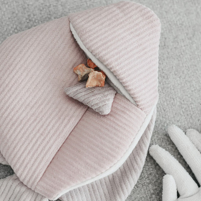 Lambwolf Collective Schnüffelspielzeug ANGEL FISH Interaktiv