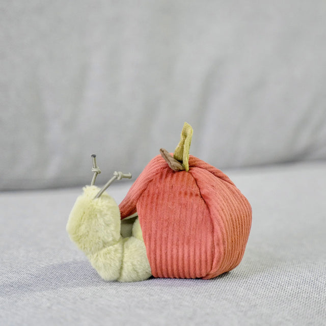 Lambwolf Collective Schnüffelspielzeug APPLE Interaktiv