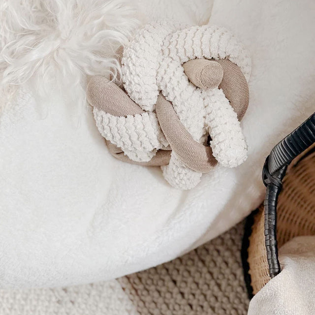 Lambwolf Collective Schnüffelspielzeug NOU Cream Interaktiv