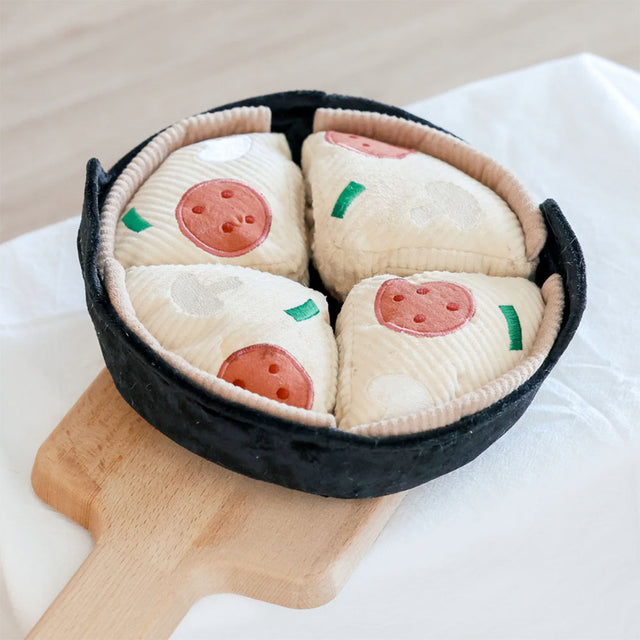 Lambwolf Collective Schnüffelspielzeug DEEP DISH PIZZA Interaktiv
