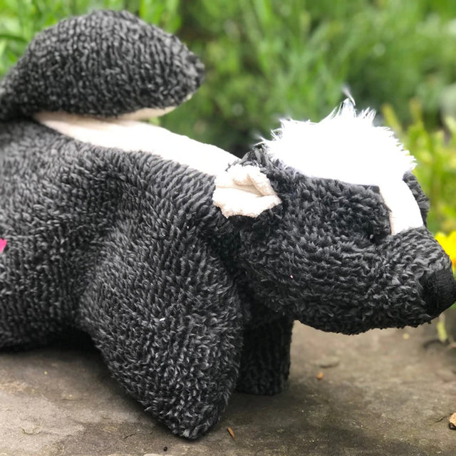 HuggleHounds Hundespielzeug Squooshie | Skunk Stoffspielzeug