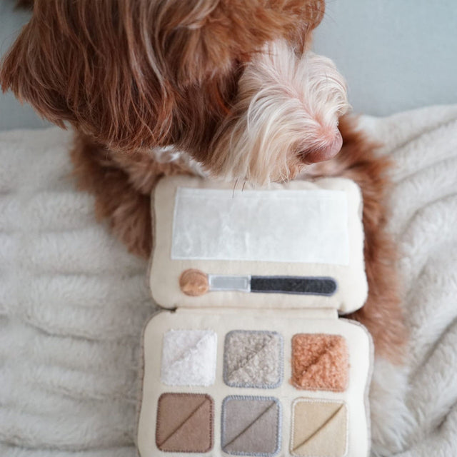 Lambwolf Collective Schnüffelspielzeug EYESHADOW PALETTE Interaktiv
