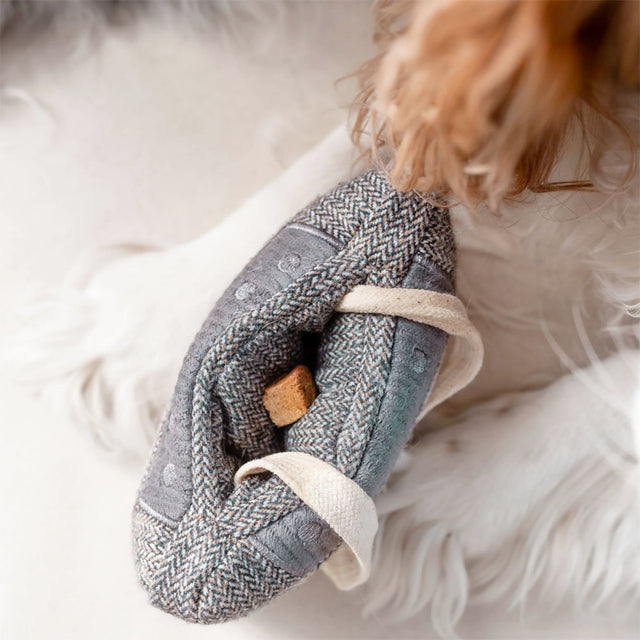 Lambwolf Collective Schnüffelspielzeug KASSETTE Interaktiv