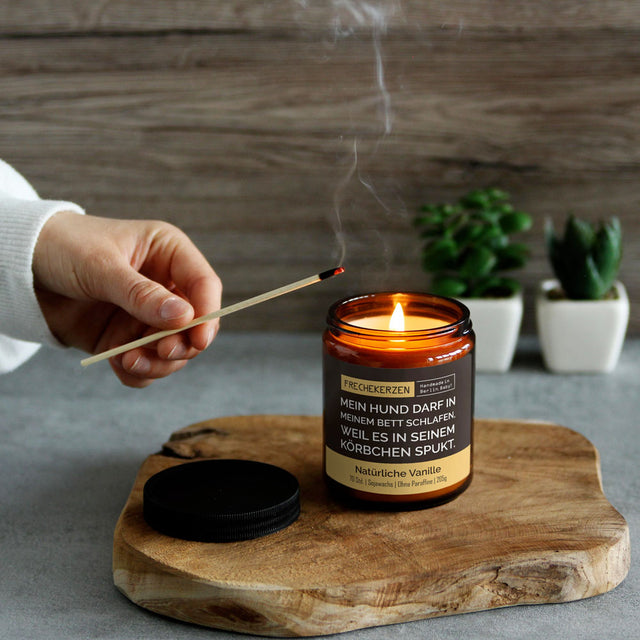 Duftkerze „Mein Hund darf in meinem Bett schlafen ...“, Natürliche Vanille