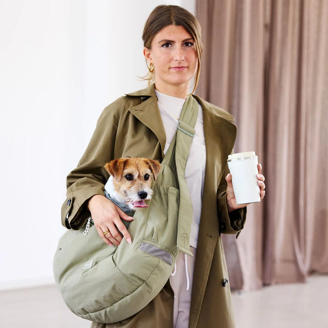 PALOPA Tragetasche Dog Bag Bara, Crinkled Pale Olive Hundetragetasche