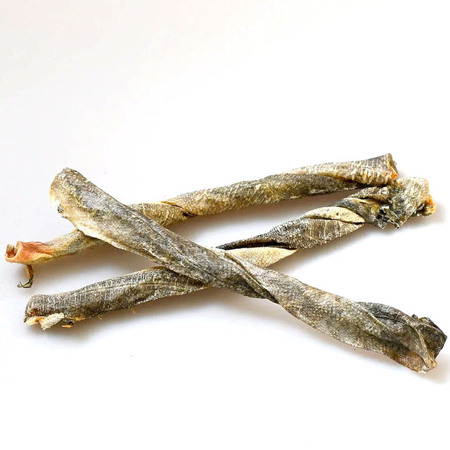 SANADOG Knusprige Kabeljaustangen gedreht, 150 g Kauartikel