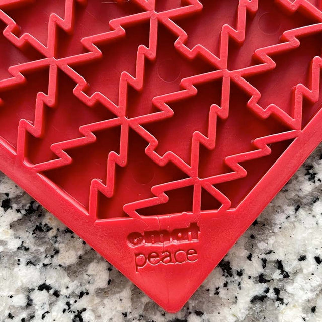 Sodapup Leckmatte | eMat Tree, Design „Peace“ Interaktiv